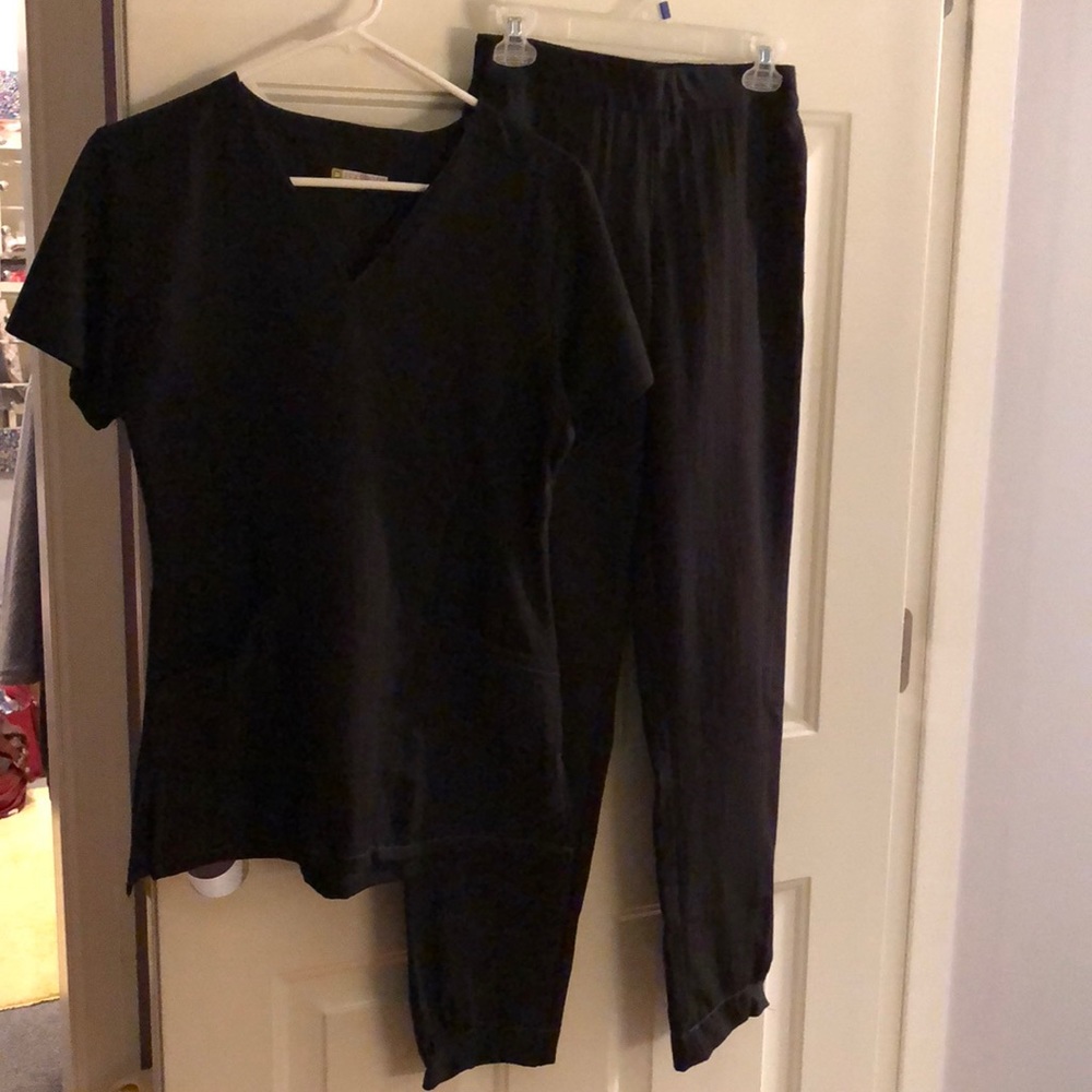 Black Scrub Set WonderWink FFX Sport